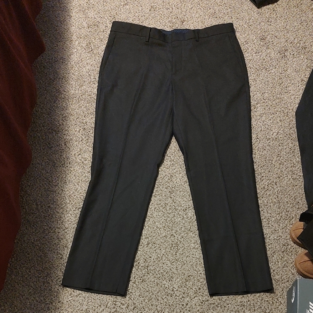 Men's 34x30 Slim Fit Black Dress Pants